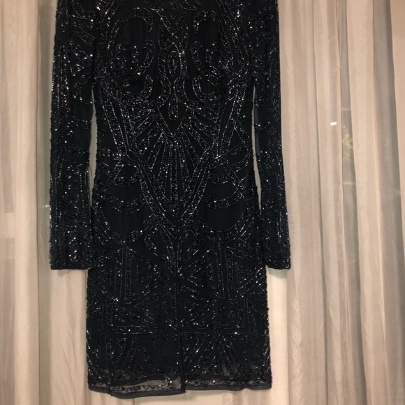 Beautiful sequence navy dress gorgeous - Picture 4 of 7